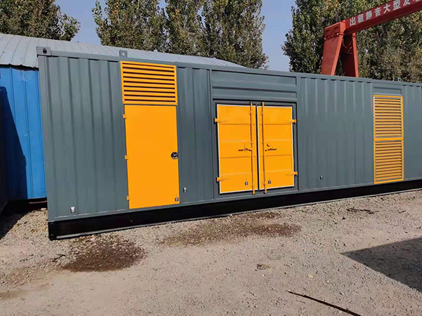 闽侯300kw 柴油发电机组用多大的空气开关？